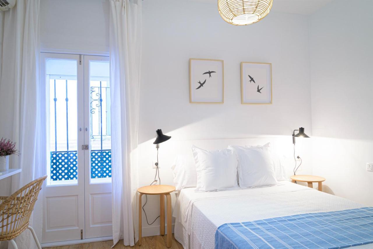 Hostal La Calzada Тарифа Экстерьер фото
